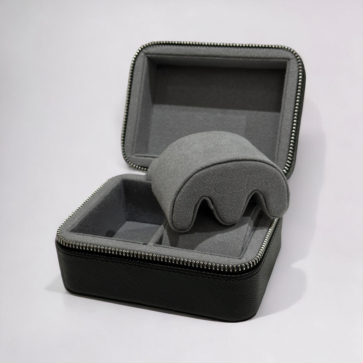 Leather watch storage