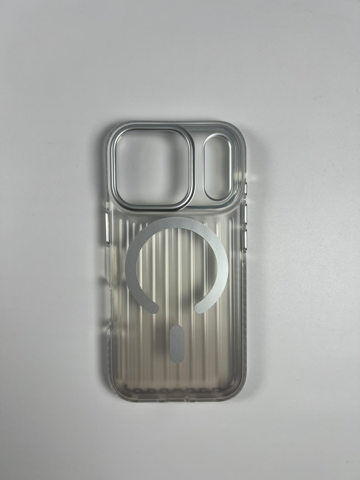 974's Fading case for iPhone 18