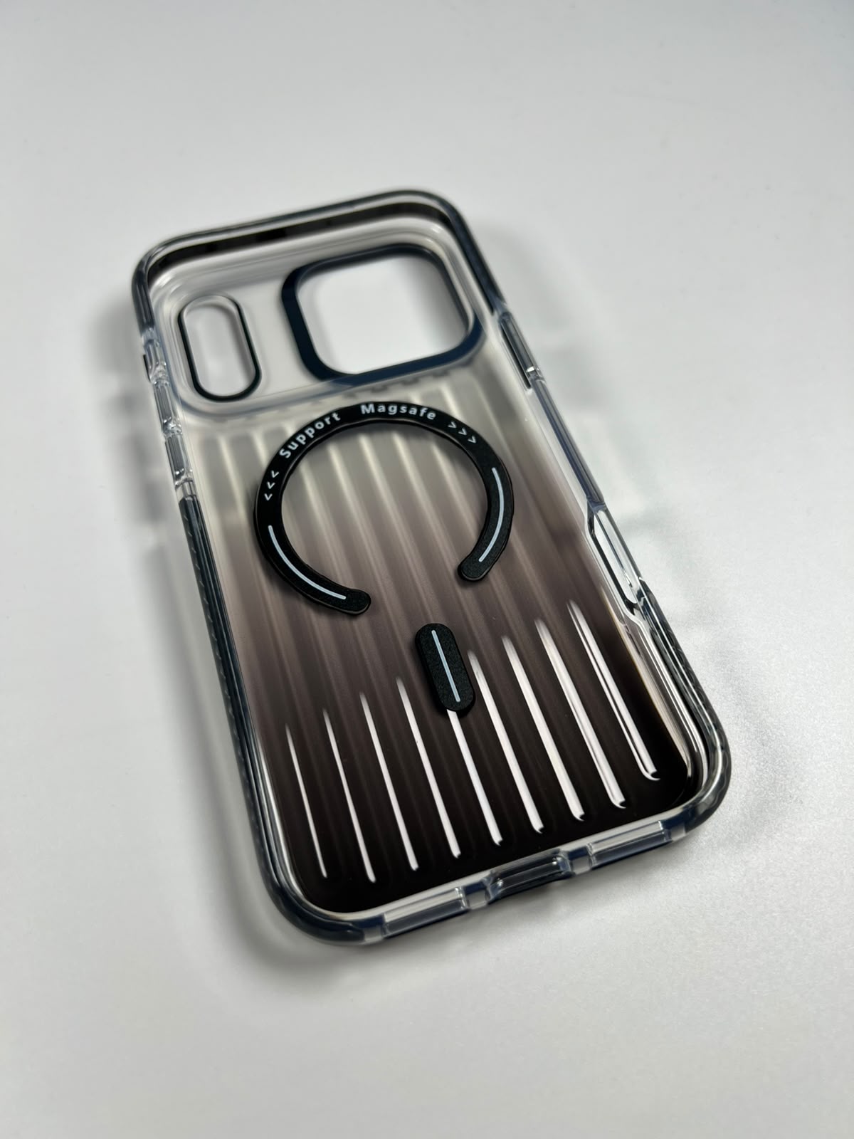 974's Fading case for iPhone 18